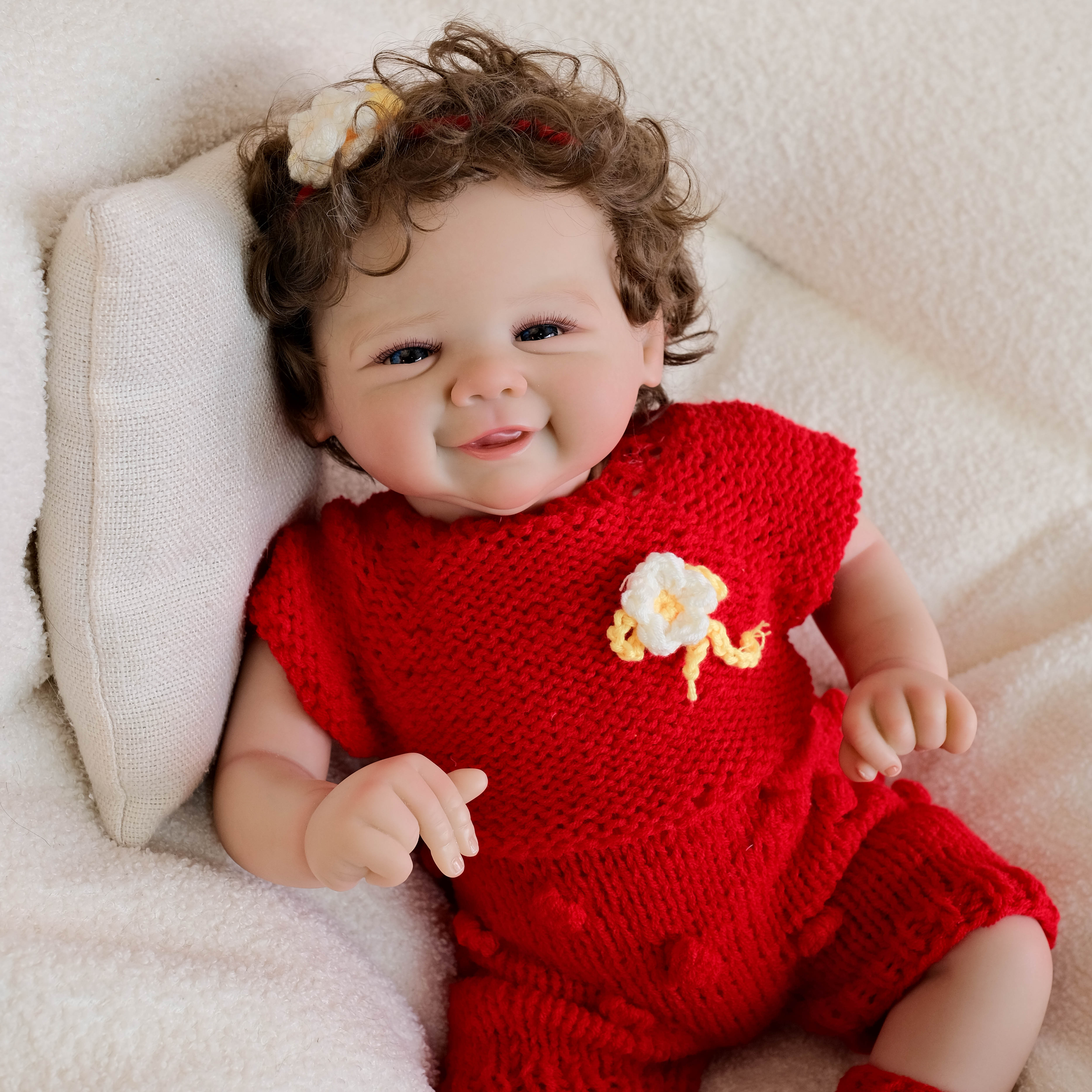 Lalka Reborn Winylowa Flora – 48 cm detail image 3