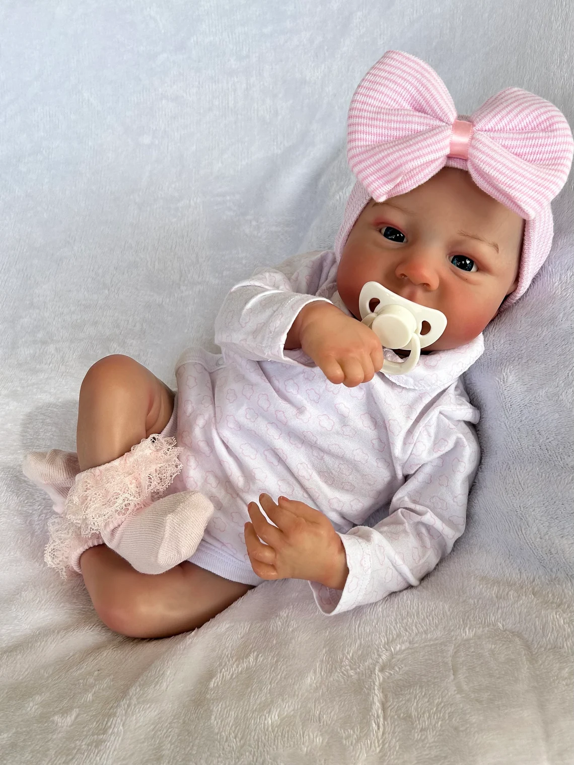 Bébé Reborn en Silicone Cósima – 48 cm, avec Son detail image 2