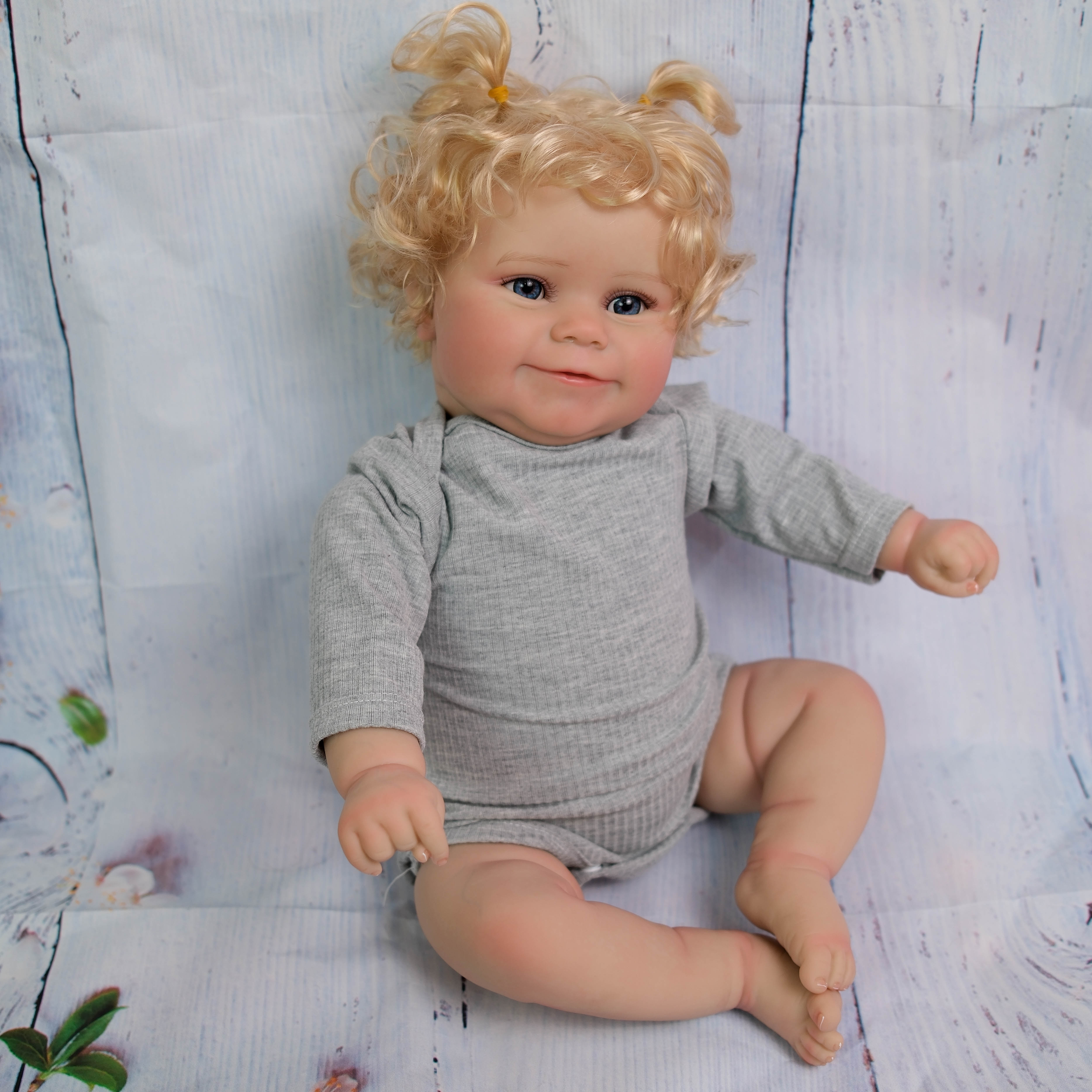 Lalka Reborn Winylowa Pedro – 50 cm, z Dźwiękiem i Wszczepionymi Włosami detail image 3