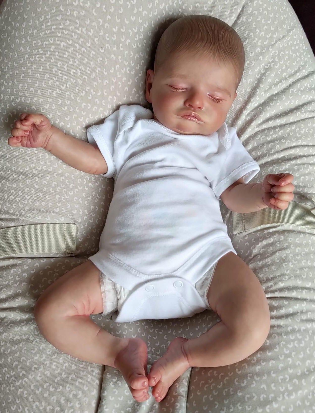 Bébé Reborn en Silicone Ernestina – 50 cm