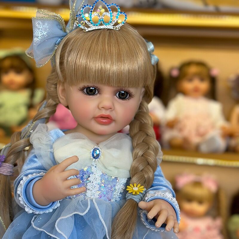 Bambola Reborn Albina in Silicone – 55 cm, con Suono detail image 2
