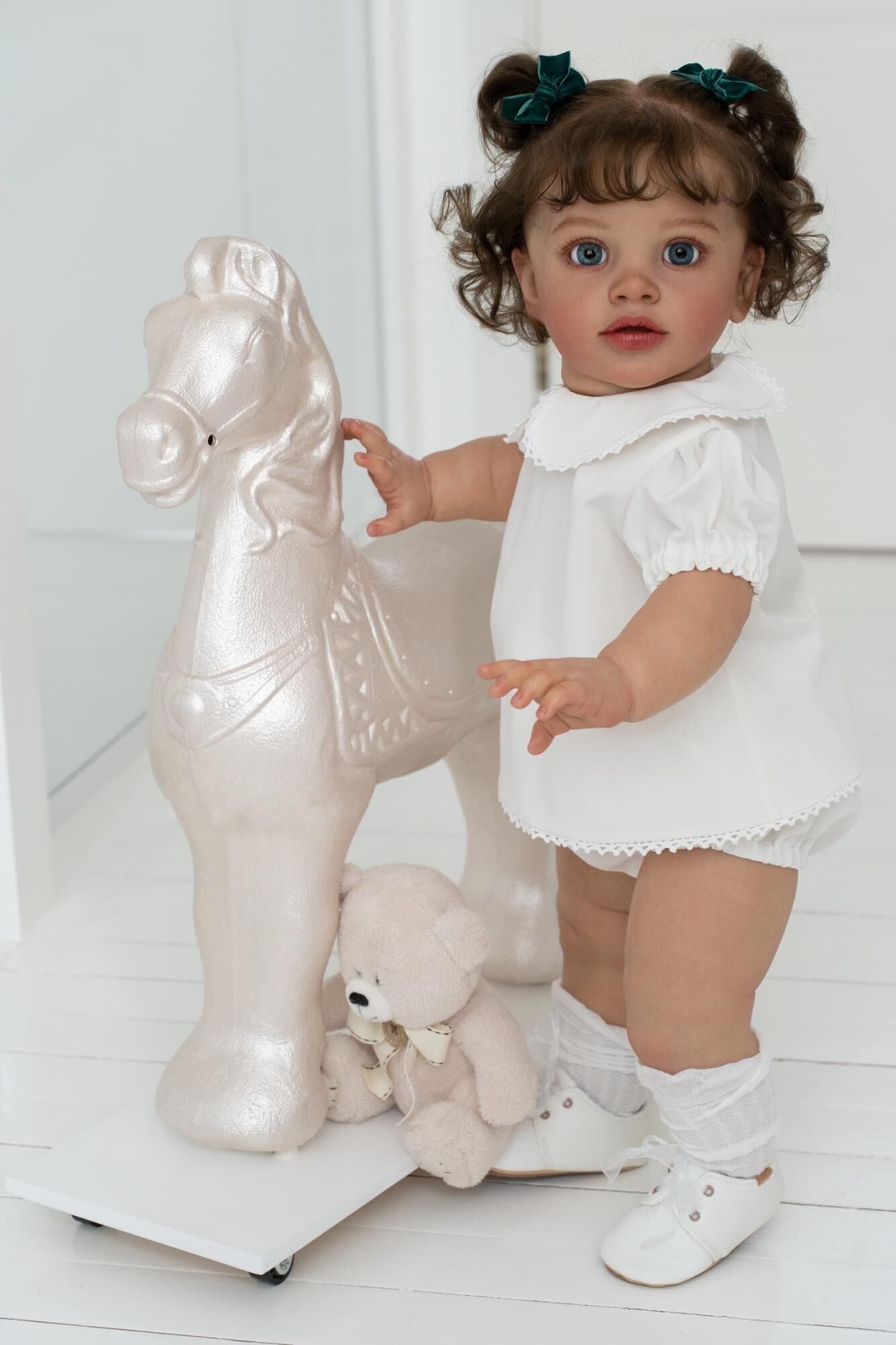 Bébé Reborn en Silicone Carmela – 65 cm, avec Son detail image 3