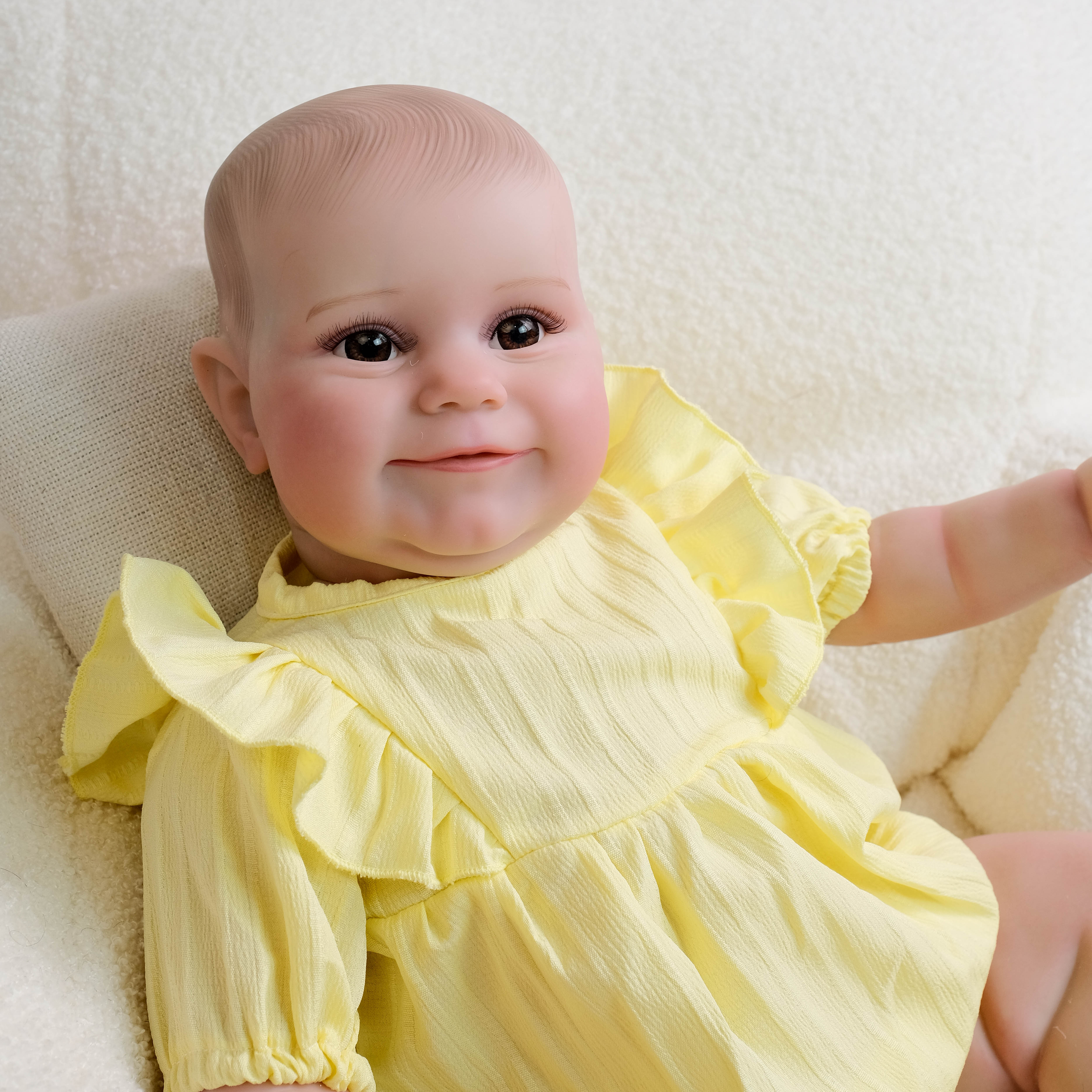 Lalka Reborn Santiago – 60 cm detail image 3