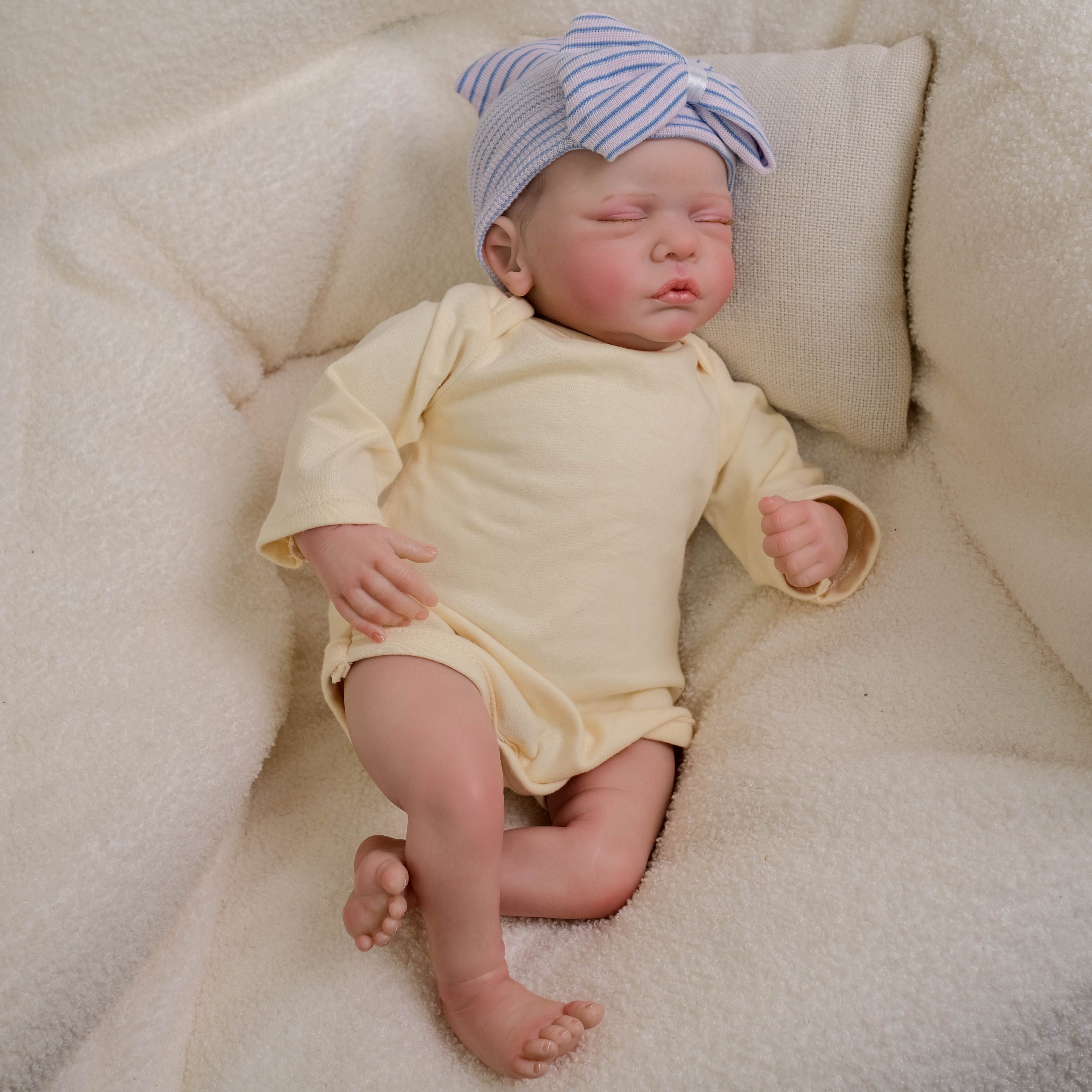 Lalka Reborn Winylowa Gabriela – 48 cm detail image 3
