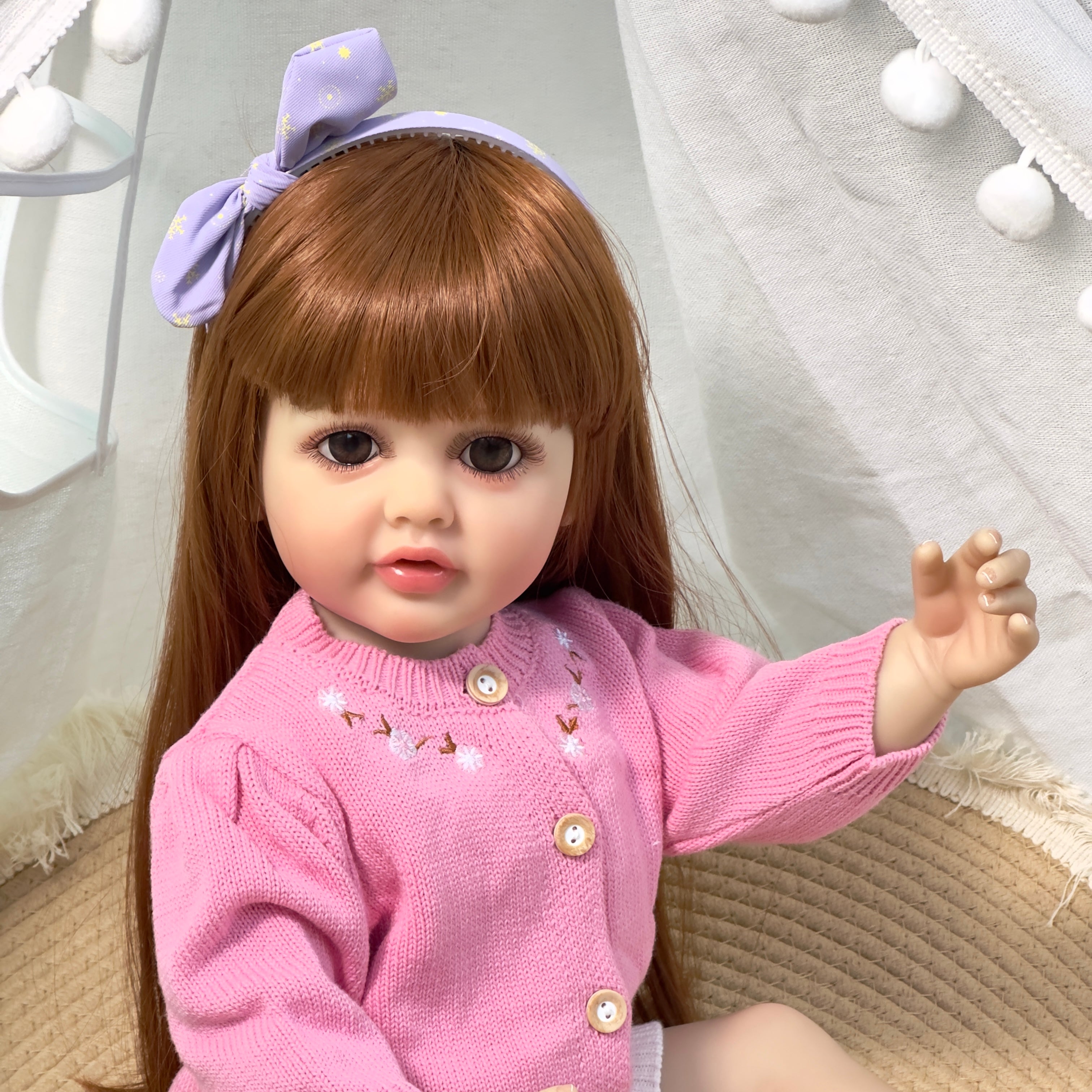 Bambola Reborn in Silicone Completa Rosalía – 55 cm, con Suono detail image 3