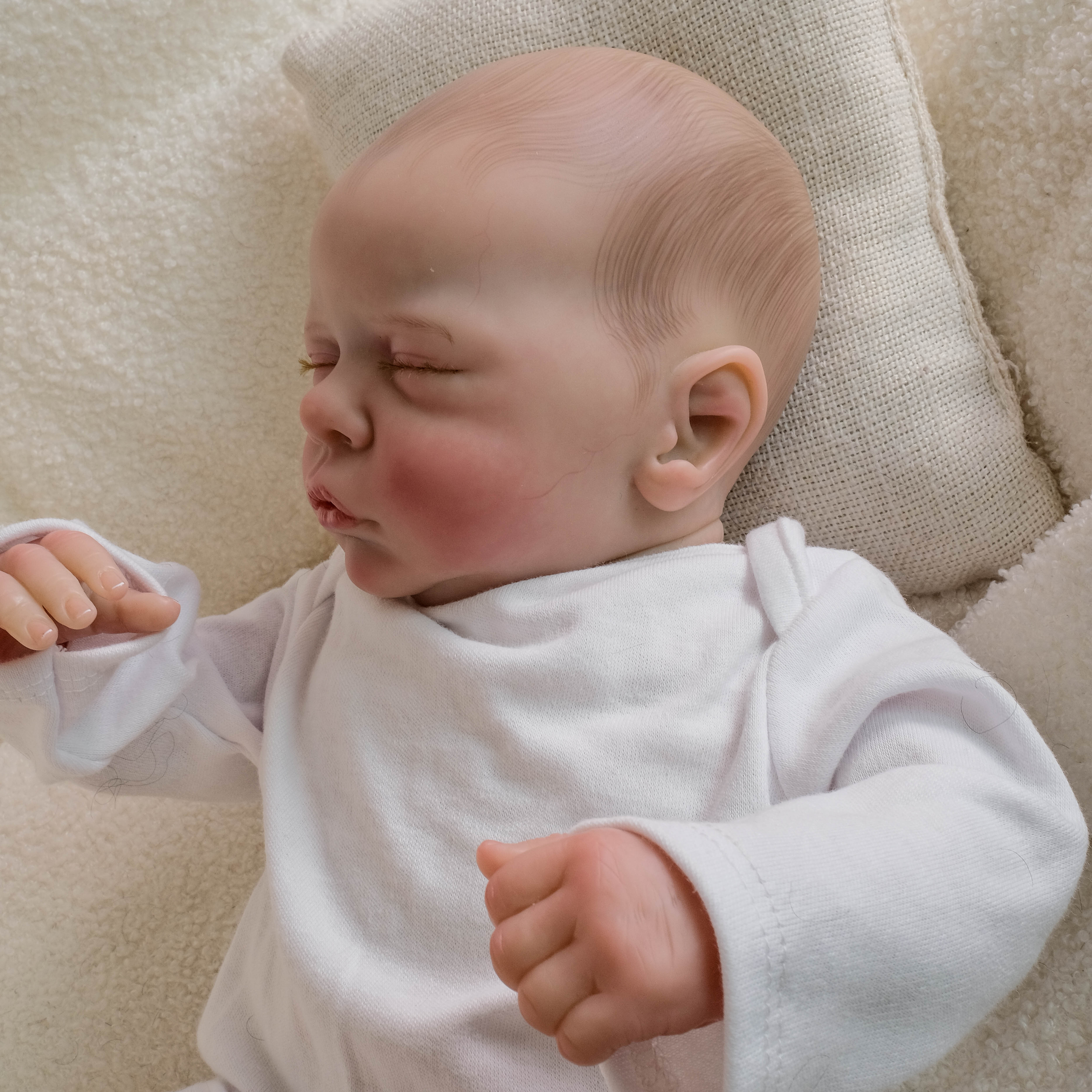 Lalka Reborn Winylowa Gabriela – 48 cm detail image 8