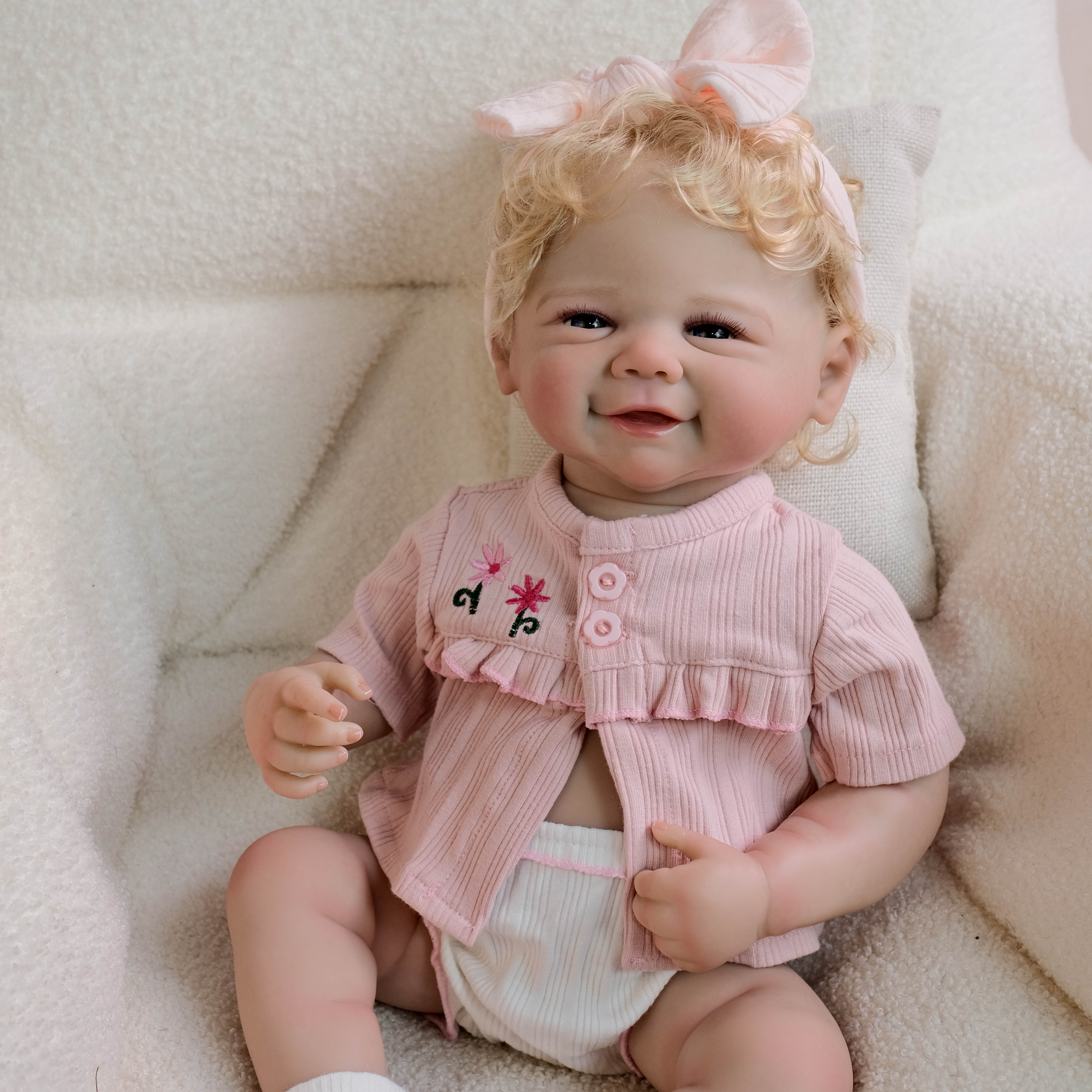 Lalka Reborn Winylowa Agustina – 48 cm, Włosy Wszczepiane