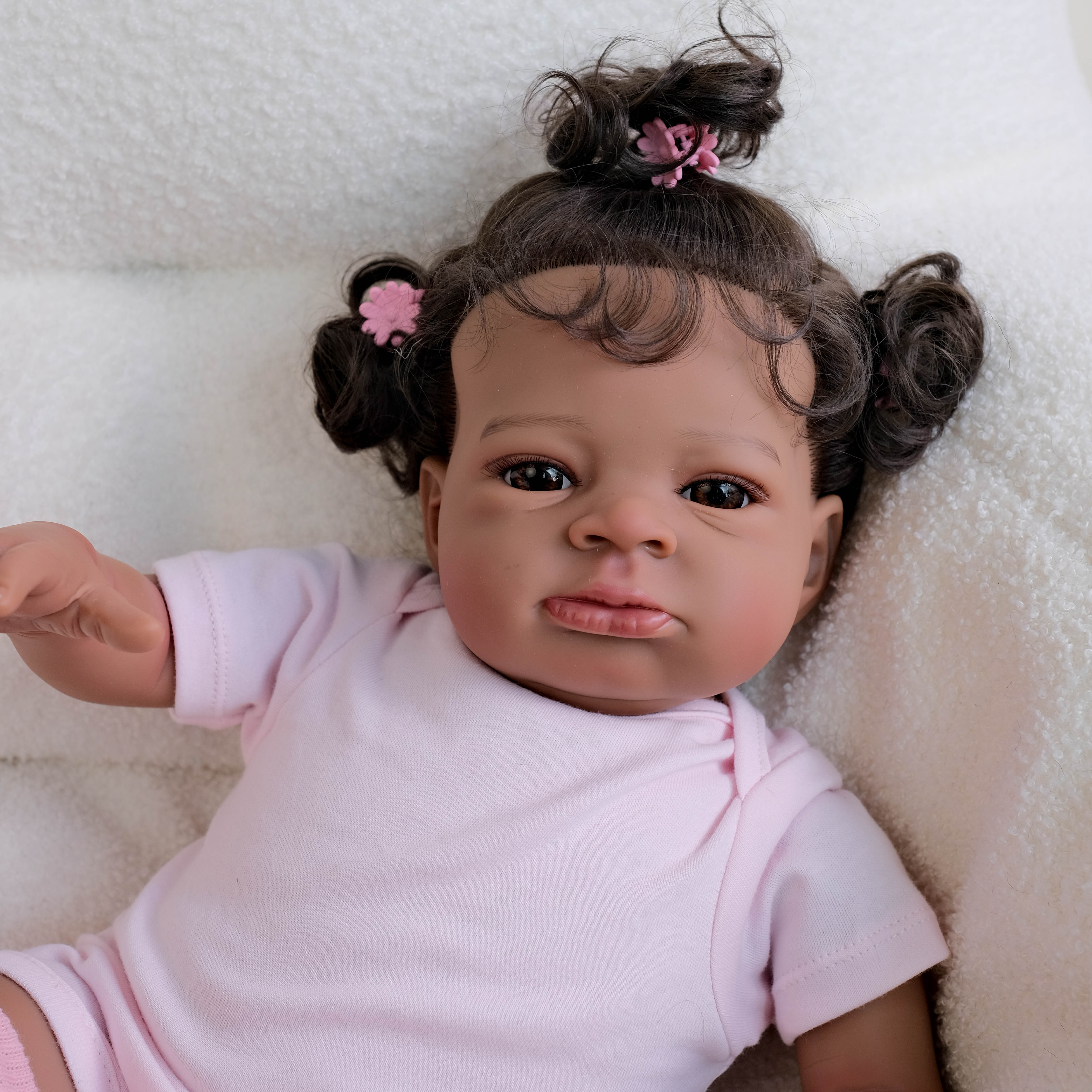 Bebé Reborn de Vinilo Yaiza – 50 cm, Pelo Implantado detail image 12